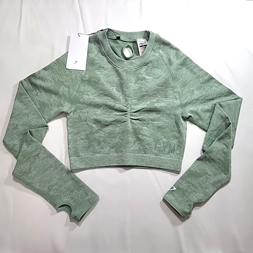 NWT Gymshark Seamles Medium crop top long sleeve￼ Shirt Sage Green Camo Scrunch